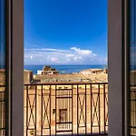 Castel Perollo By Biddizzi Rari - Blu, Rosa E - In Centro Storico Di Accommodatie bij particulieren Sciacca