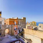 Accommodatie bij particulieren Castel Perollo By Biddizzi Rari - Blu, Rosa E - In Centro Storico Di