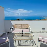 Accommodatie bij particulieren Castel Perollo By Biddizzi Rari - Blu, Rosa E - In Centro Storico Di *