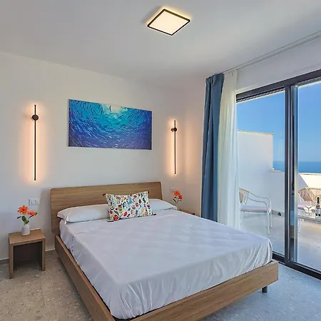 Castel Perollo By Biddizzi Rari - Blu, Rosa E - In Centro Storico Di בית אירוח שאקה